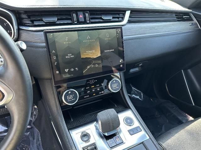 2023 Jaguar F-PACE P250 S