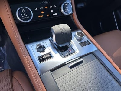 2025 Jaguar F-PACE P250 R-Dynamic S