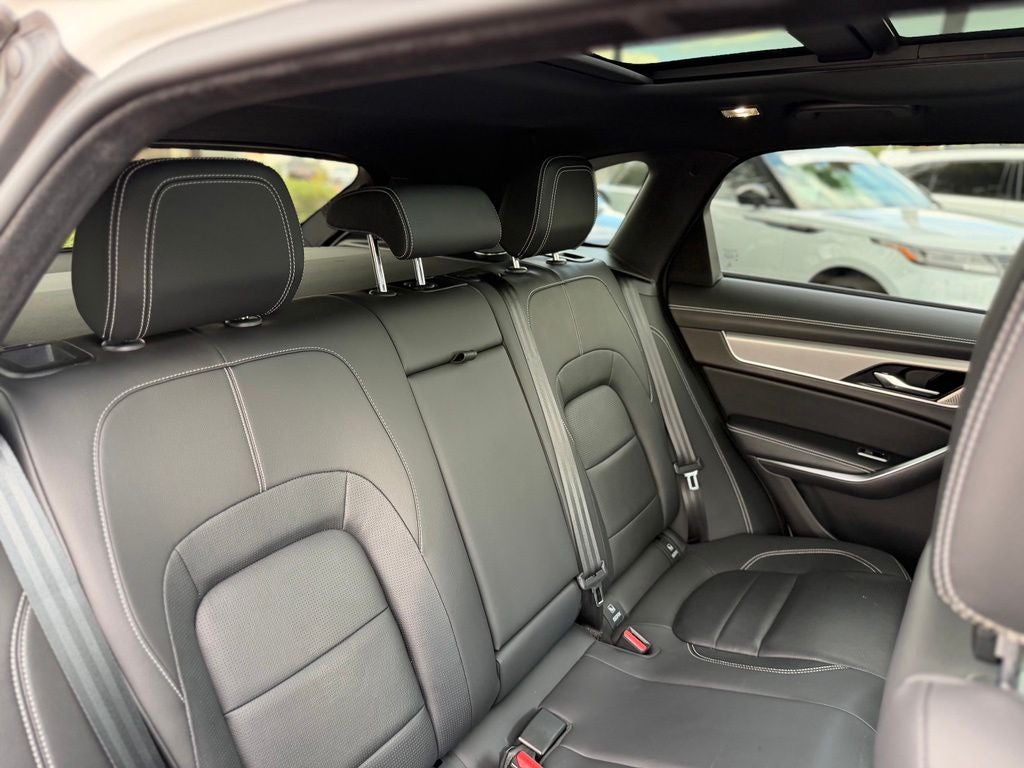 2024 Jaguar F-PACE P400 R-Dynamic S