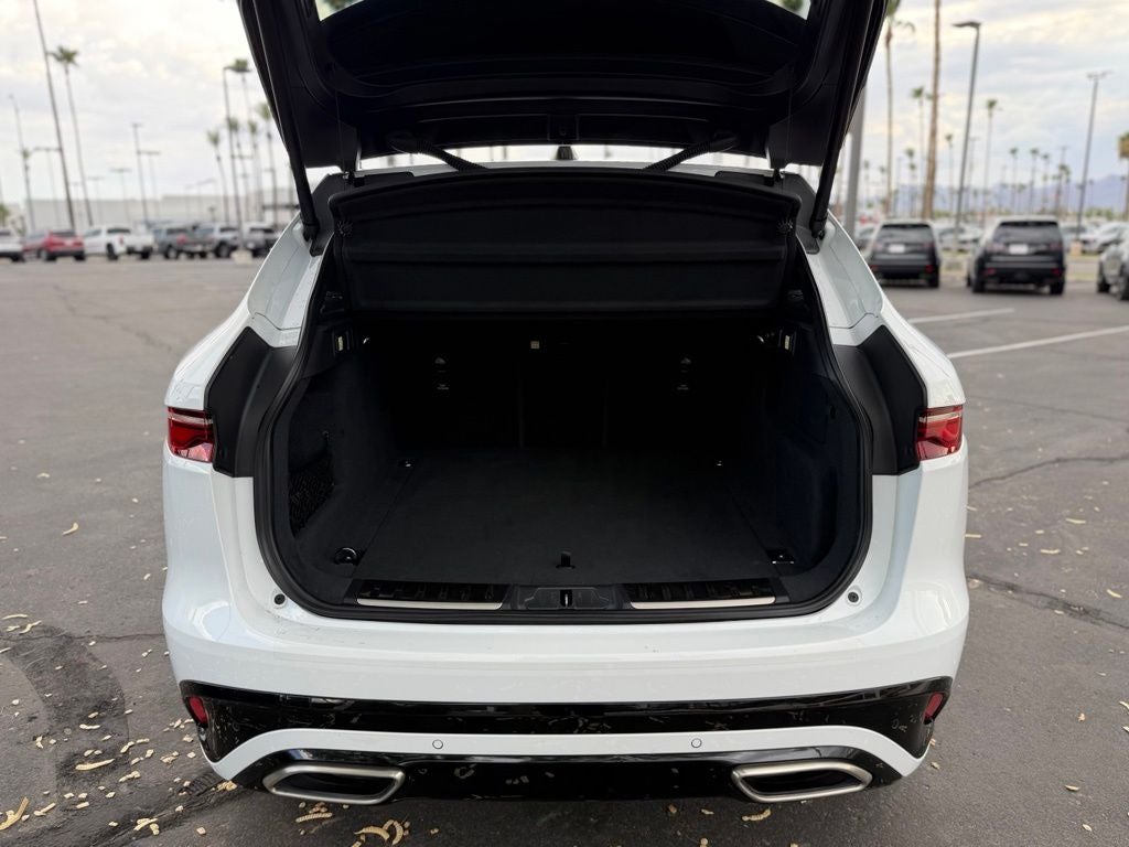 2024 Jaguar F-PACE P400 R-Dynamic S