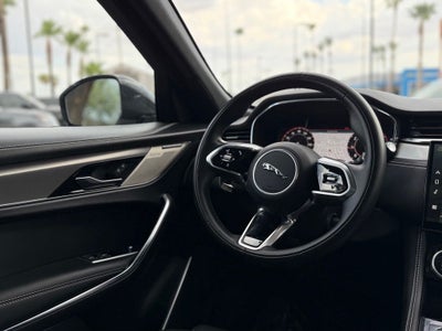 2024 Jaguar F-PACE P400 R-Dynamic S