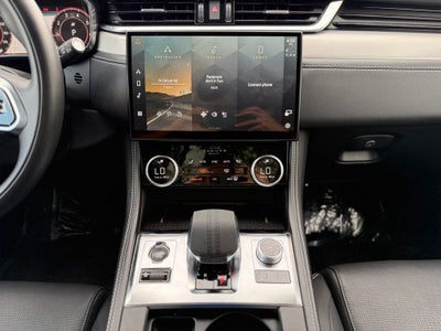 2024 Jaguar F-PACE P400 R-Dynamic S