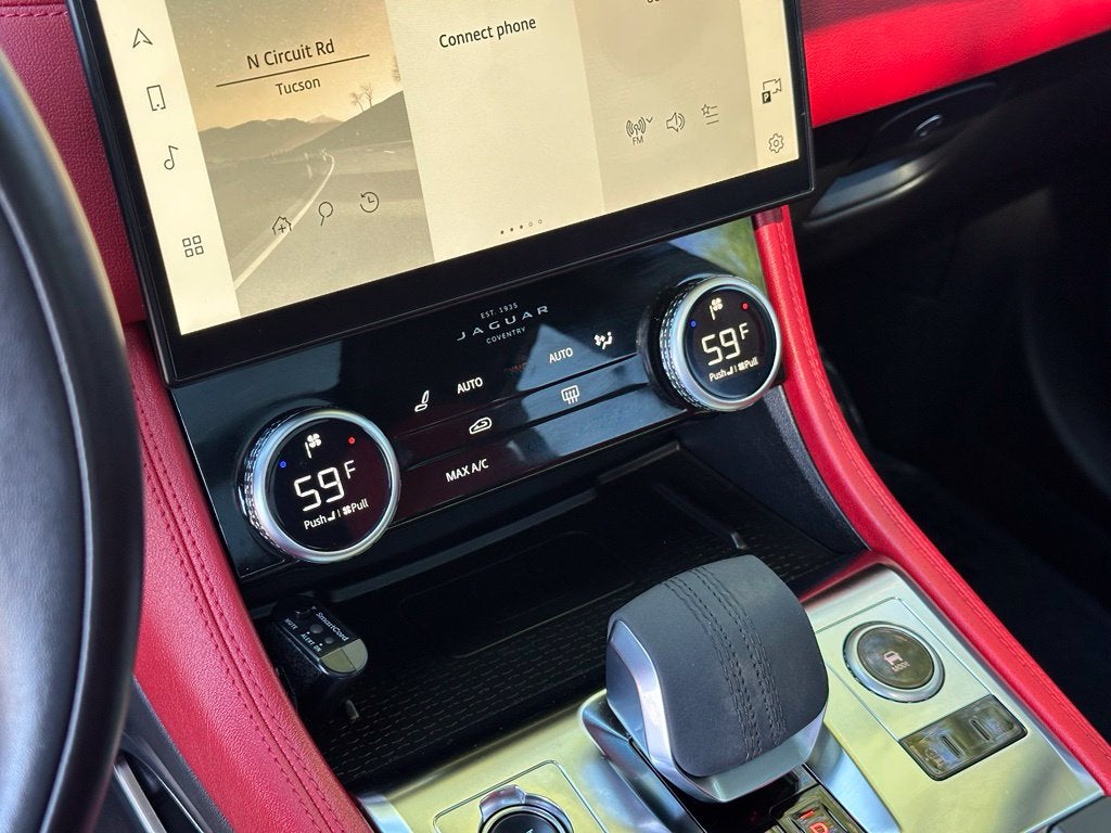 2024 Jaguar F-PACE P400 R-Dynamic S