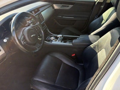 2016 Jaguar XF 35t Prestige