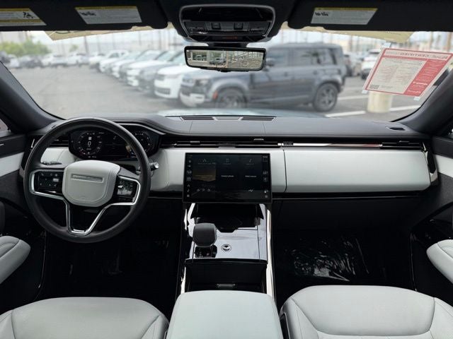 2025 Land Rover Range Rover Sport SE
