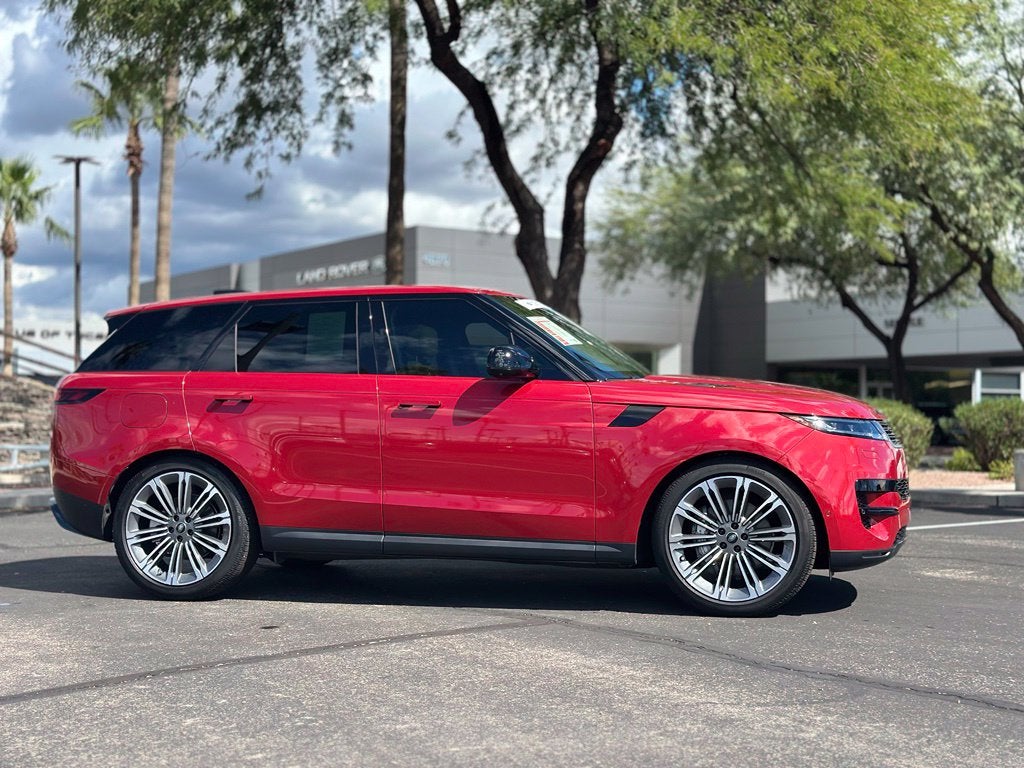 2025 Land Rover Range Rover Sport SE