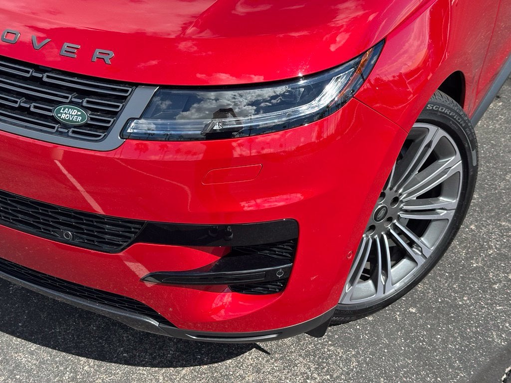 2025 Land Rover Range Rover Sport SE