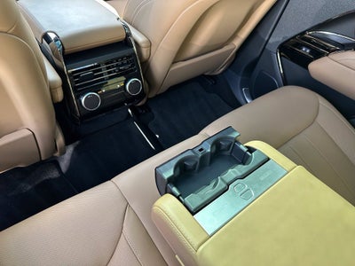 2025 Land Rover Range Rover Sport SE