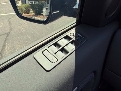2025 Land Rover Discovery Sport S
