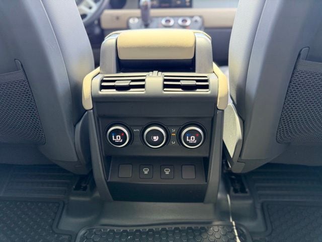 2024 Land Rover Defender 110 X-Dynamic SE
