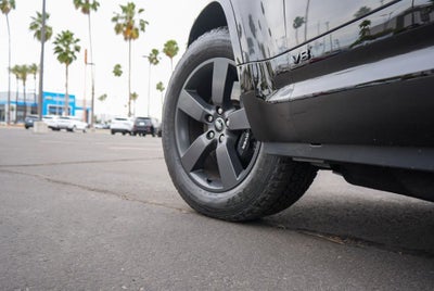 2024 Land Rover Defender 110 V8