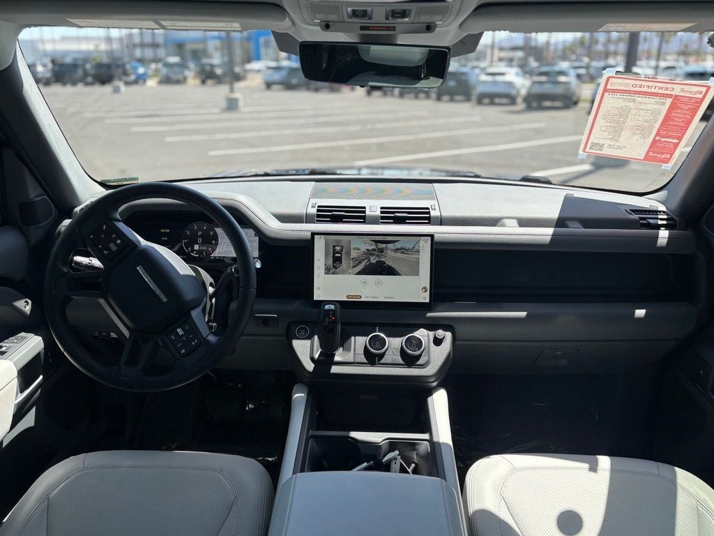 2025 Land Rover Defender 110 S