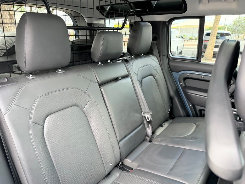 2025 Land Rover Defender 110 S