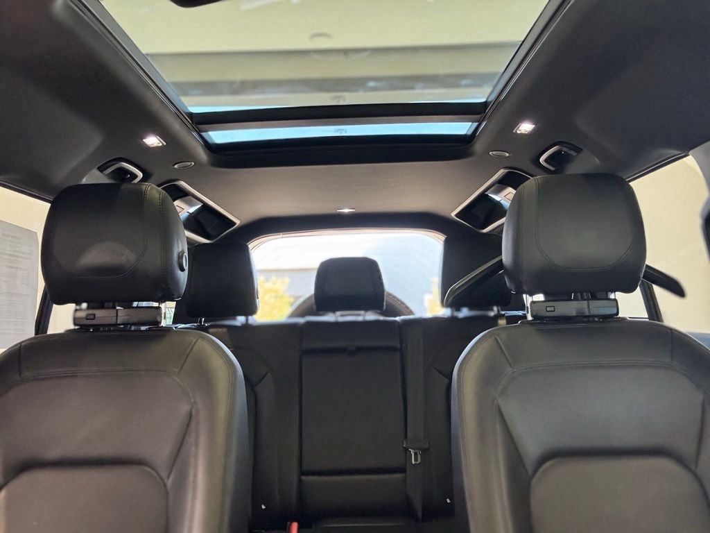 2024 Land Rover Defender 110 S