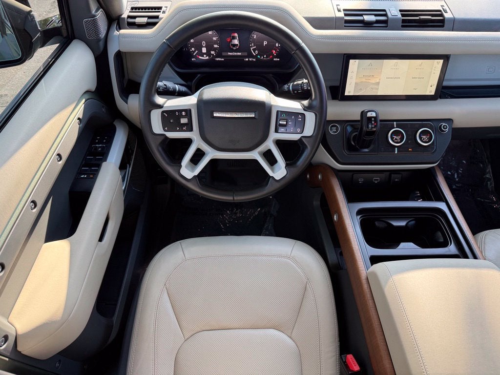 2024 Land Rover Defender 110 S