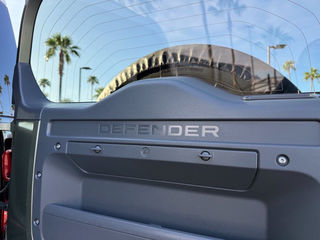 2024 Land Rover Defender 110 S