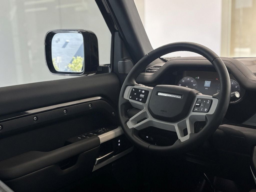 2024 Land Rover Defender 110 S