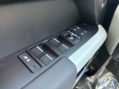 2024 Land Rover Defender 110 S