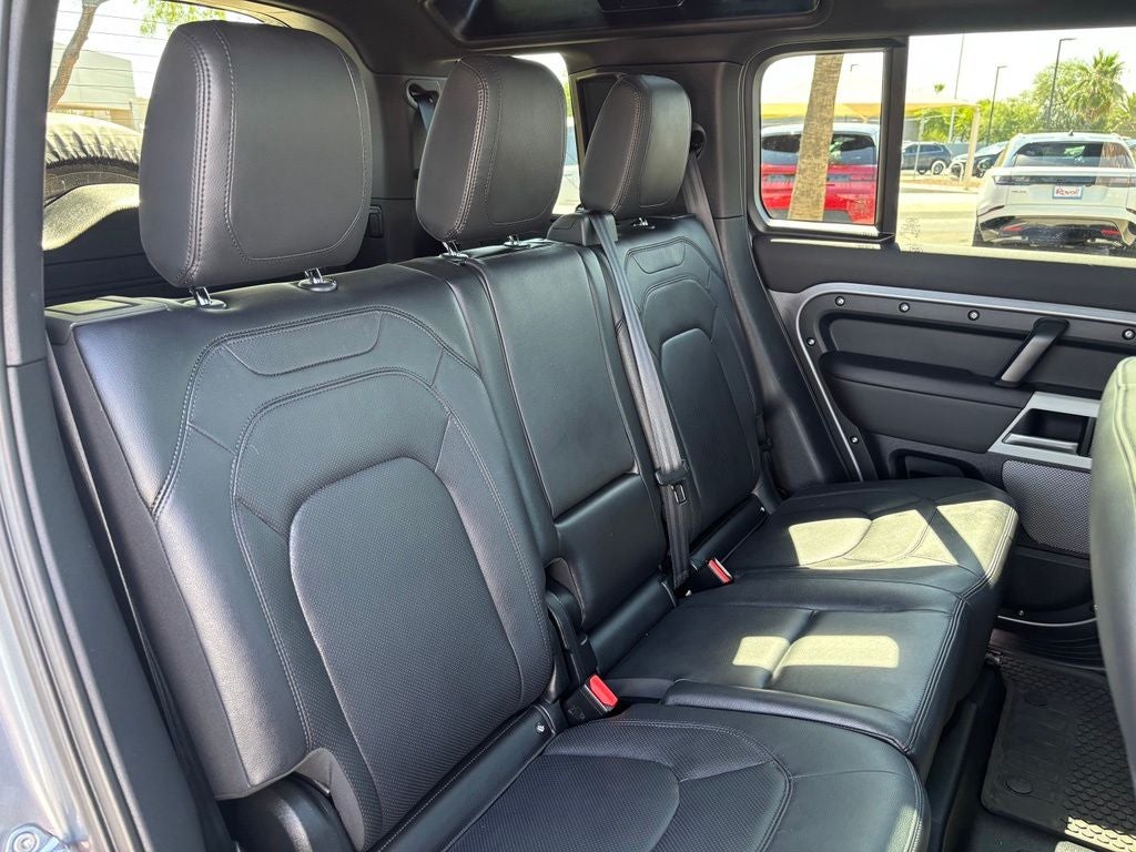 2024 Land Rover Defender 110 S