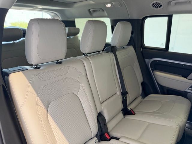 2024 Land Rover Defender 130 S