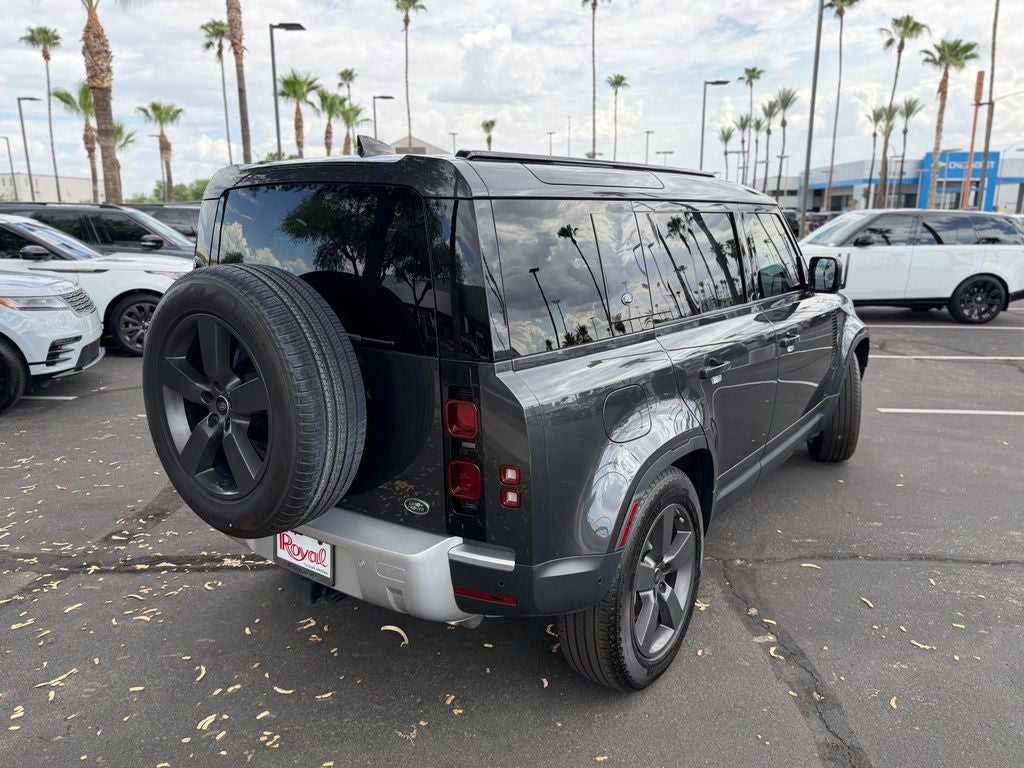 2023 Land Rover Defender 110 SE