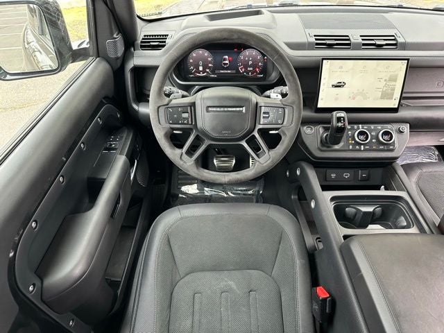 2023 Land Rover Defender 90 V8