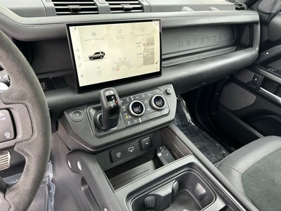 2023 Land Rover Defender 90 V8