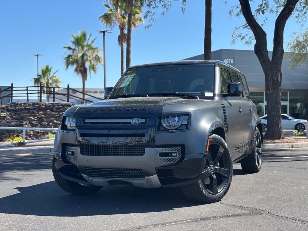 2023 Land Rover Defender 110 V8