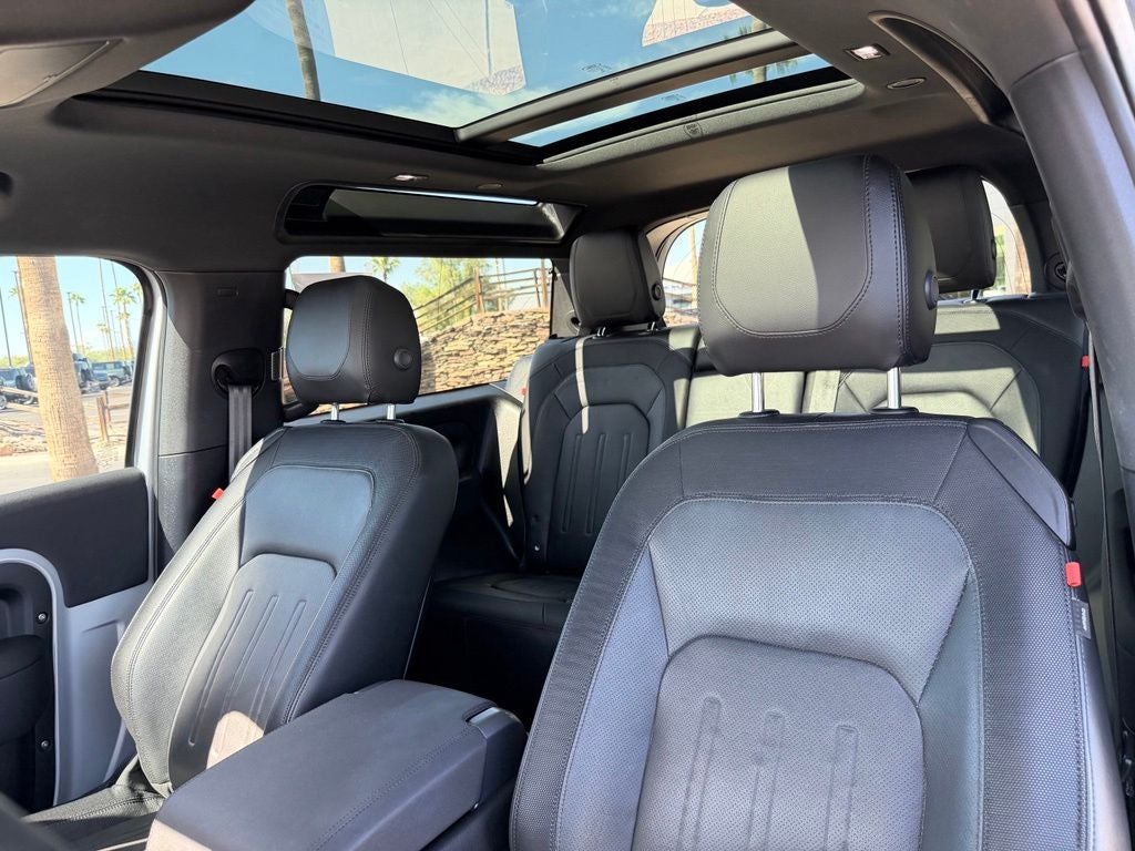 2022 Land Rover Defender 90 X-Dynamic S