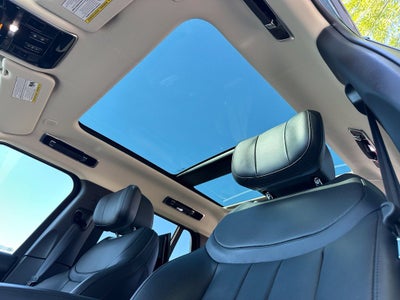 2025 Land Rover Range Rover Plug-In Hybrid Autobiography