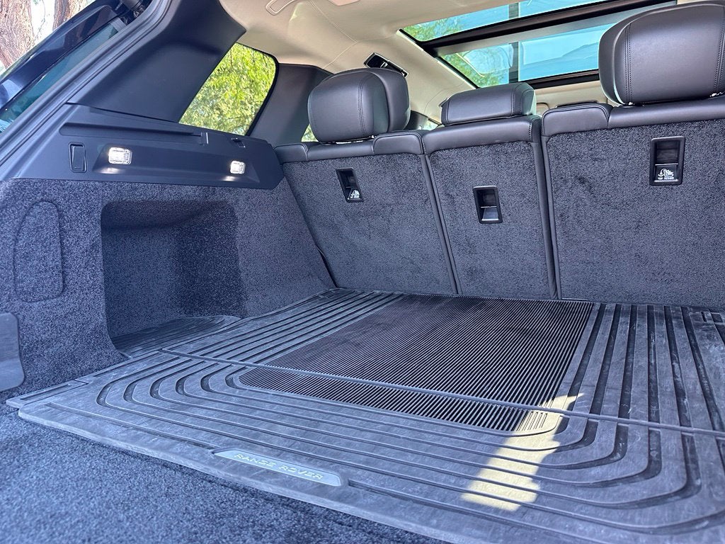2025 Land Rover Range Rover Plug-In Hybrid Autobiography