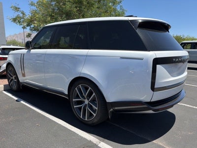 2025 Land Rover Range Rover SE