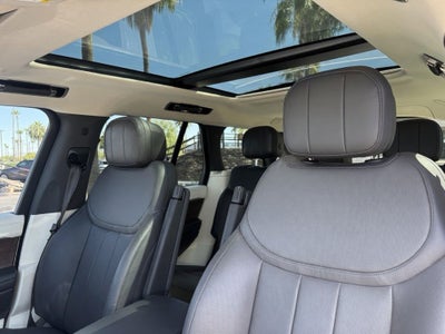 2023 Land Rover Range Rover Plug-In Hybrid SE