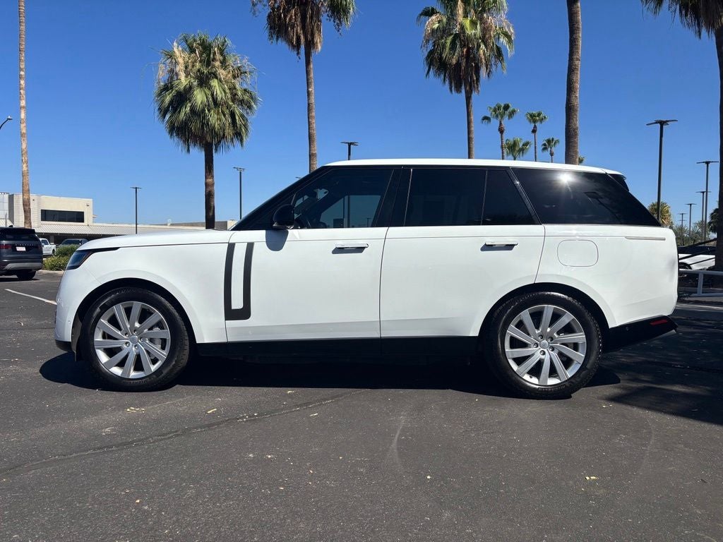 2023 Land Rover Range Rover Plug-In Hybrid SE