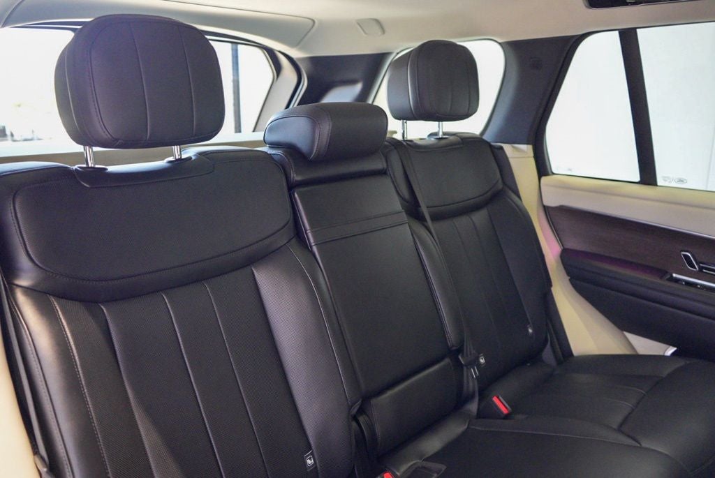 2024 Land Rover Range Rover SE
