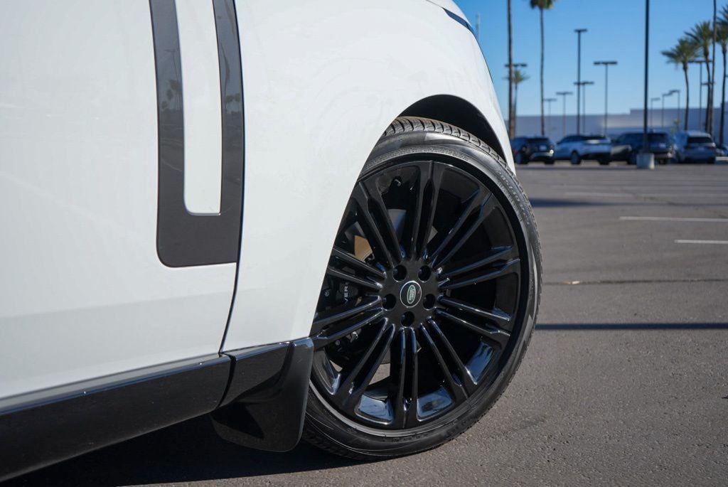 2024 Land Rover Range Rover SE