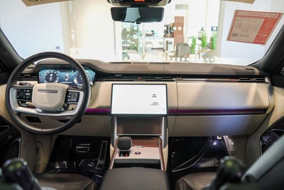 2024 Land Rover Range Rover SE
