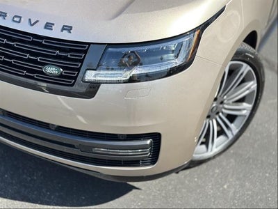 2025 Land Rover Range Rover SE