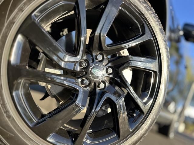 2025 Land Rover Discovery S