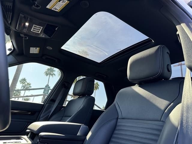 2025 Land Rover Discovery S