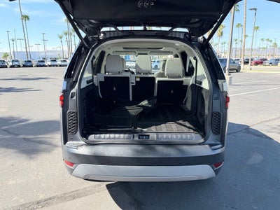 2025 Land Rover Discovery S