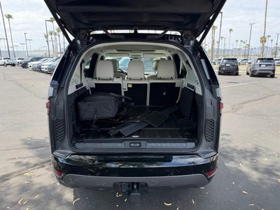 2025 Land Rover Discovery Dynamic SE
