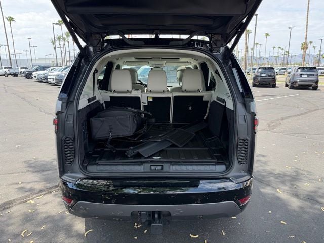 2025 Land Rover Discovery Dynamic SE