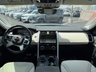 2025 Land Rover Discovery Dynamic SE