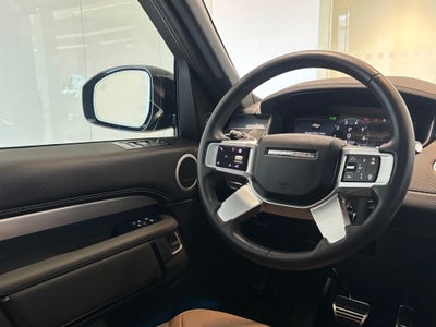 2025 Land Rover Discovery Dynamic SE