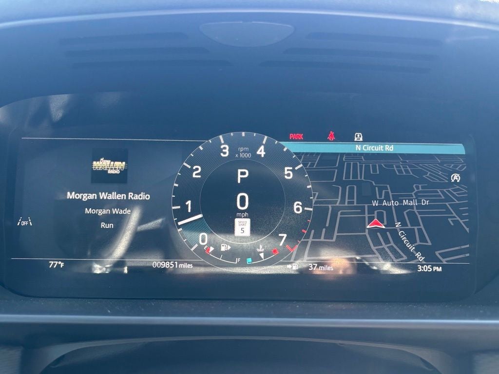 2025 Land Rover Discovery Dynamic SE
