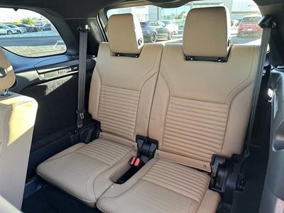 2025 Land Rover Discovery Dynamic SE