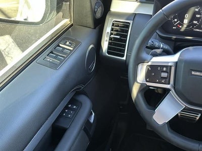 2025 Land Rover Discovery Dynamic SE