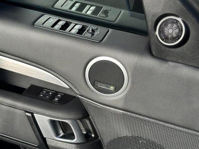 2025 Land Rover Discovery Dynamic SE