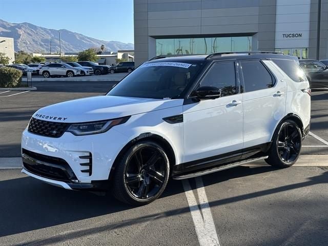 2025 Land Rover Discovery Dynamic SE